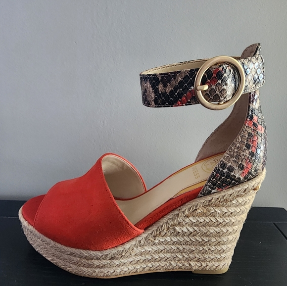 Brand New Never Worn Guess Wedge Sandals - Picture 2 of 6